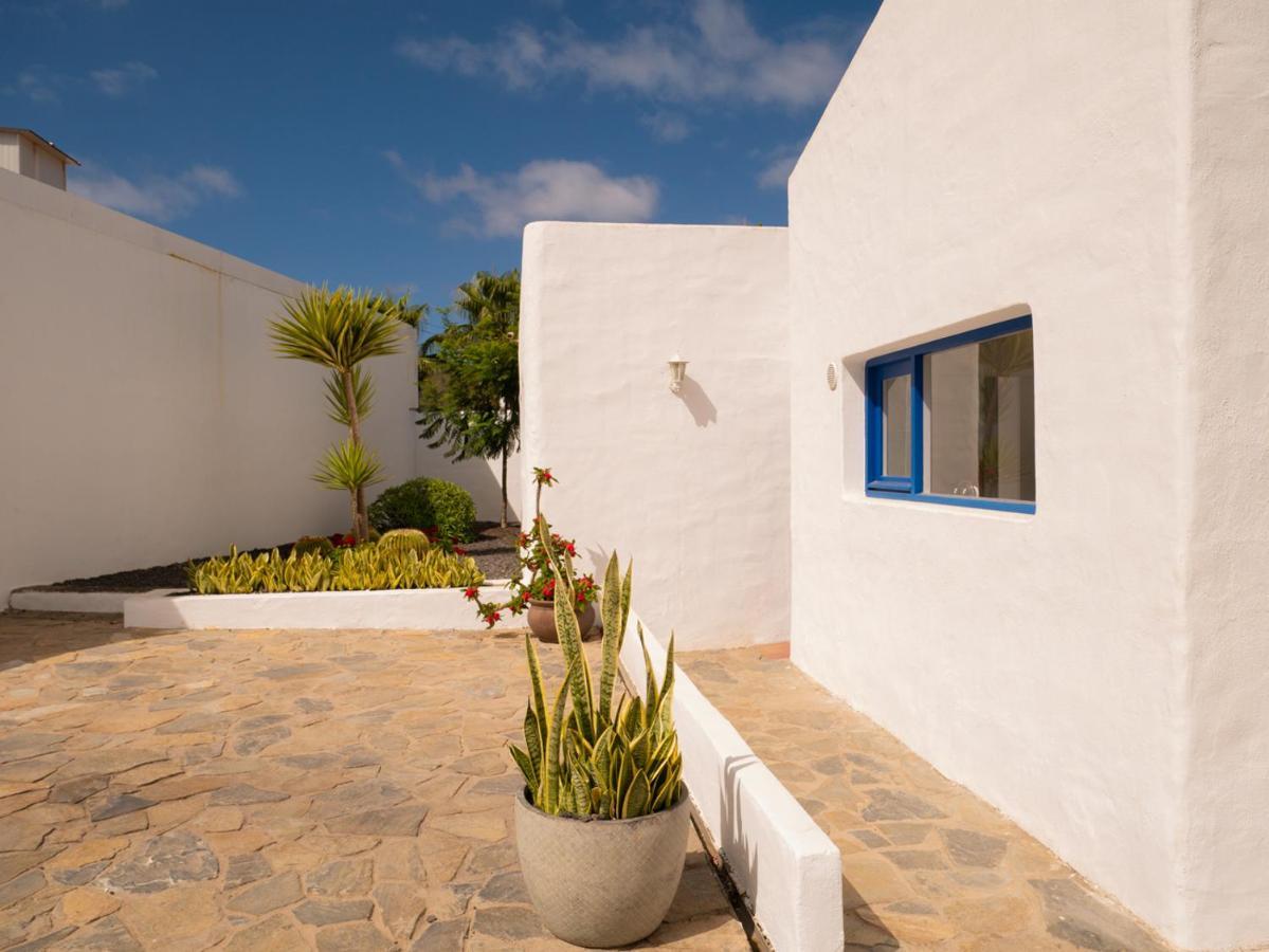 Timfay Villa Corralejo Exterior photo
